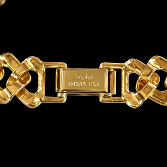 Vintage Napier Gold Tone Chunky Chain Necklace 1985 USA Clasp Statement 16" - Picture 4 of 6